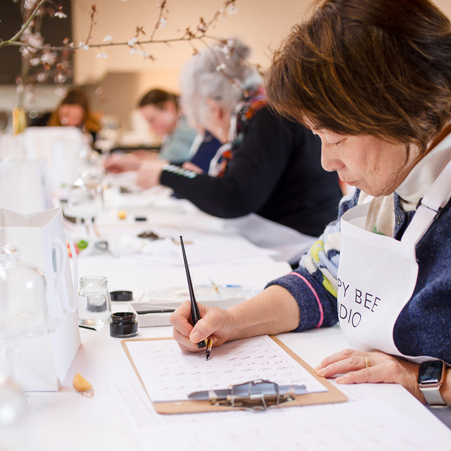 Discover the art of creating elegant modern calligraphy with an Autumn inspired theme during our fun & relaxing workshop at the beautiful & award-winning Stapleford Granary arts centre in Cambridge.